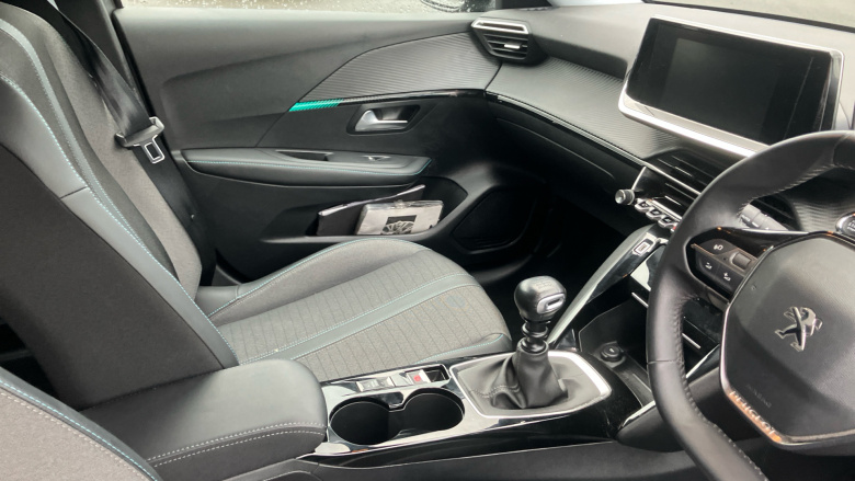 Peugeot 208 1.2 PureTech 100 Allure Premium 5dr Petrol Hatchback